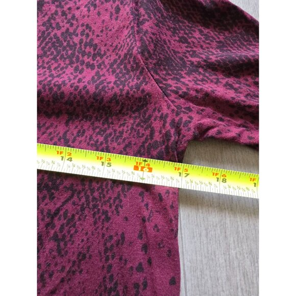 Chicos Snake Print Soft Pullover Tunic Top in Magenta & Black Small - Picture 8 of 8